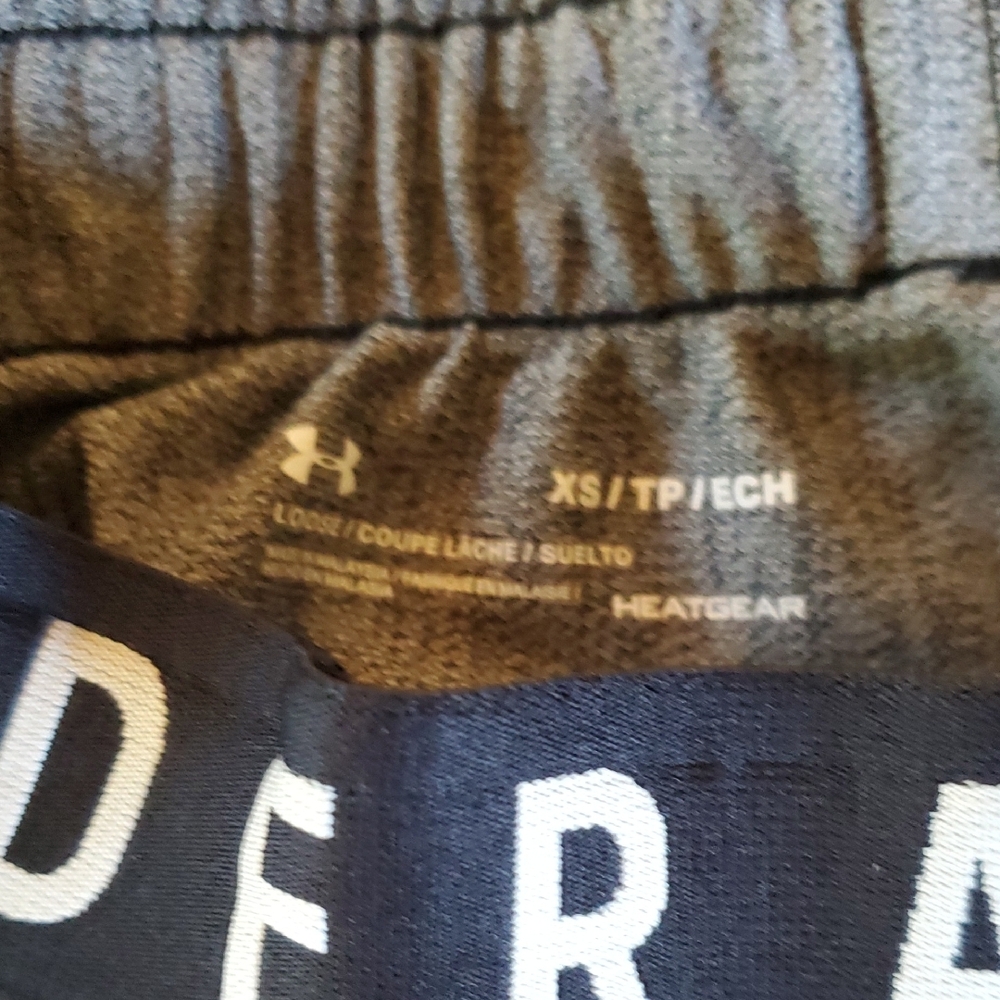 Under Armour Women's Black and Gray Athletic Shorts - Picture 3 of 4